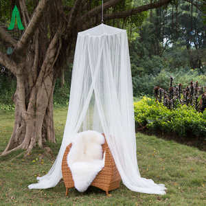 Hängende Bambusständer aus Polyester mit Moskitonetzen für den Außen- und Innenbereich