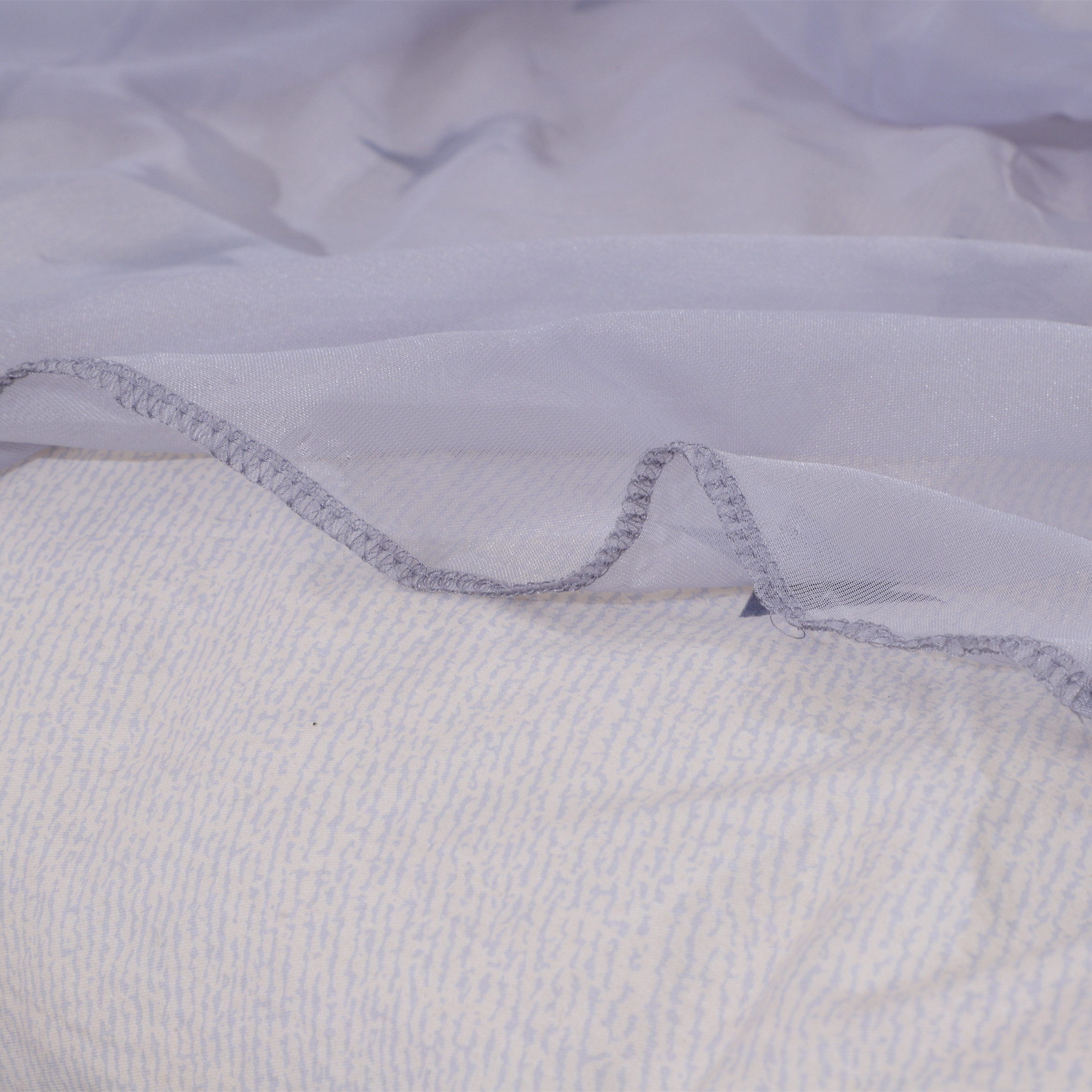 Neueste Design Crown Top Nachttische Elegante Moskitonetze Vorhang
