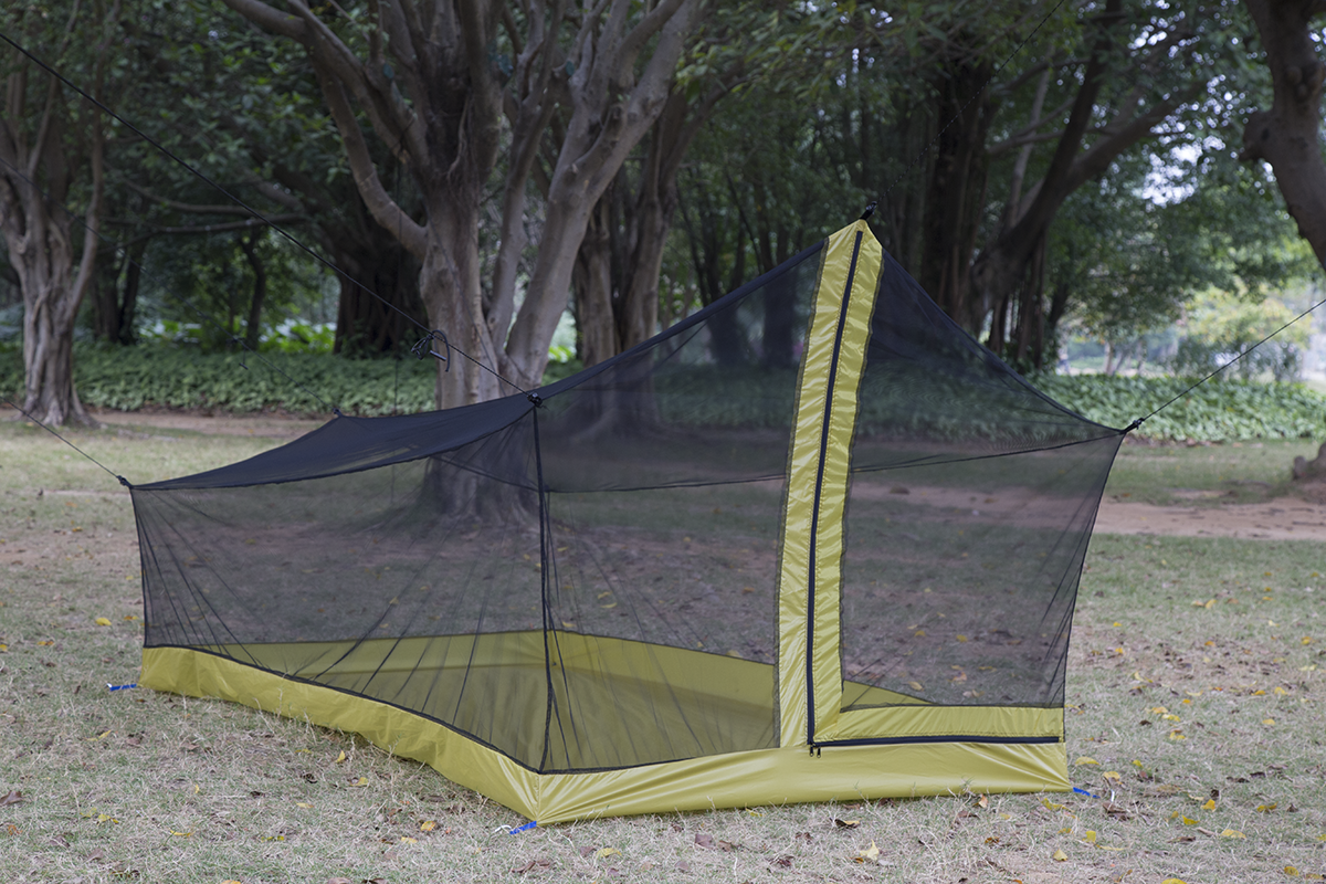 Hochwertiges Outdoor-Campingzelt-Moskitonetz im Garten